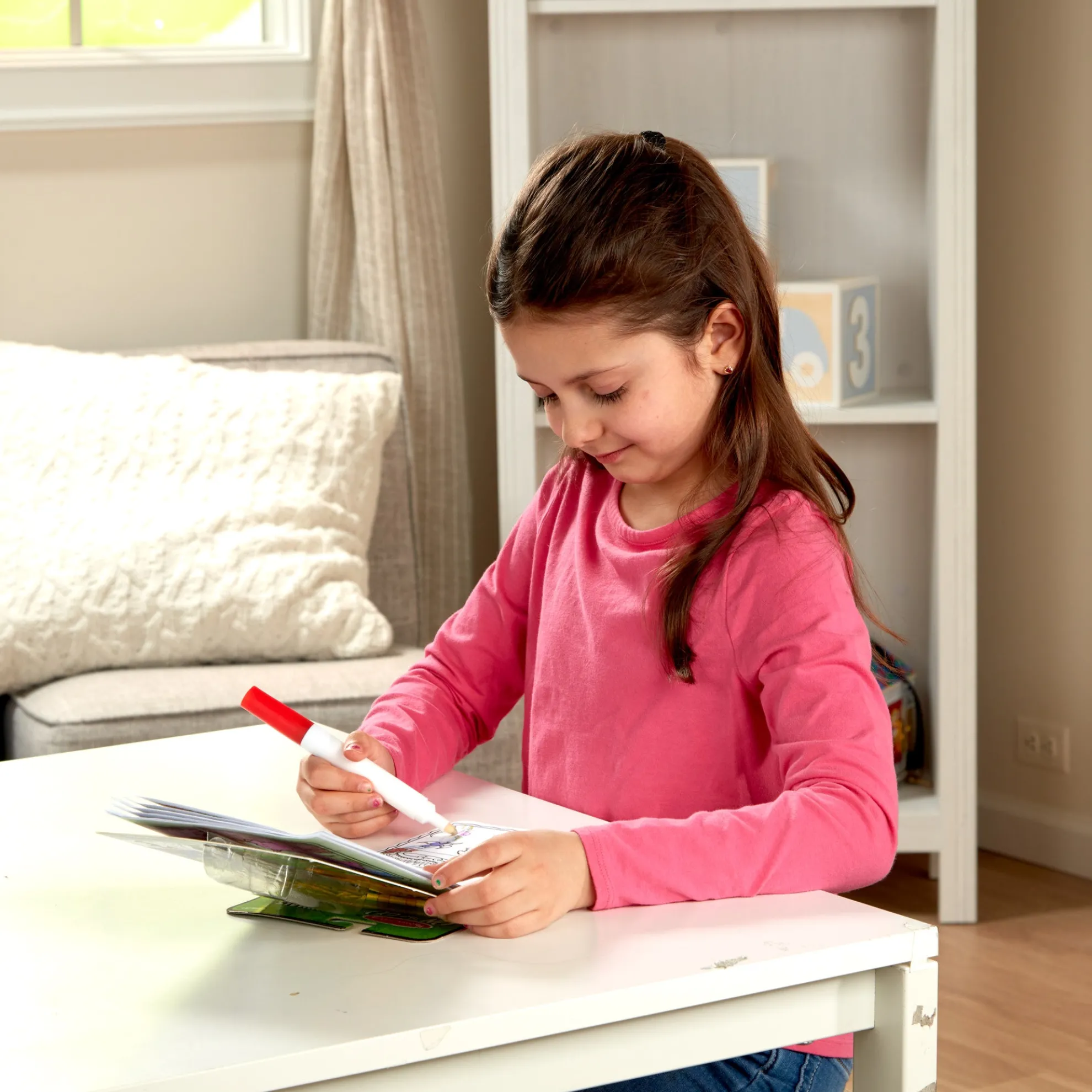 On the Go Colorblast No Mess Coloring Pad -Animals