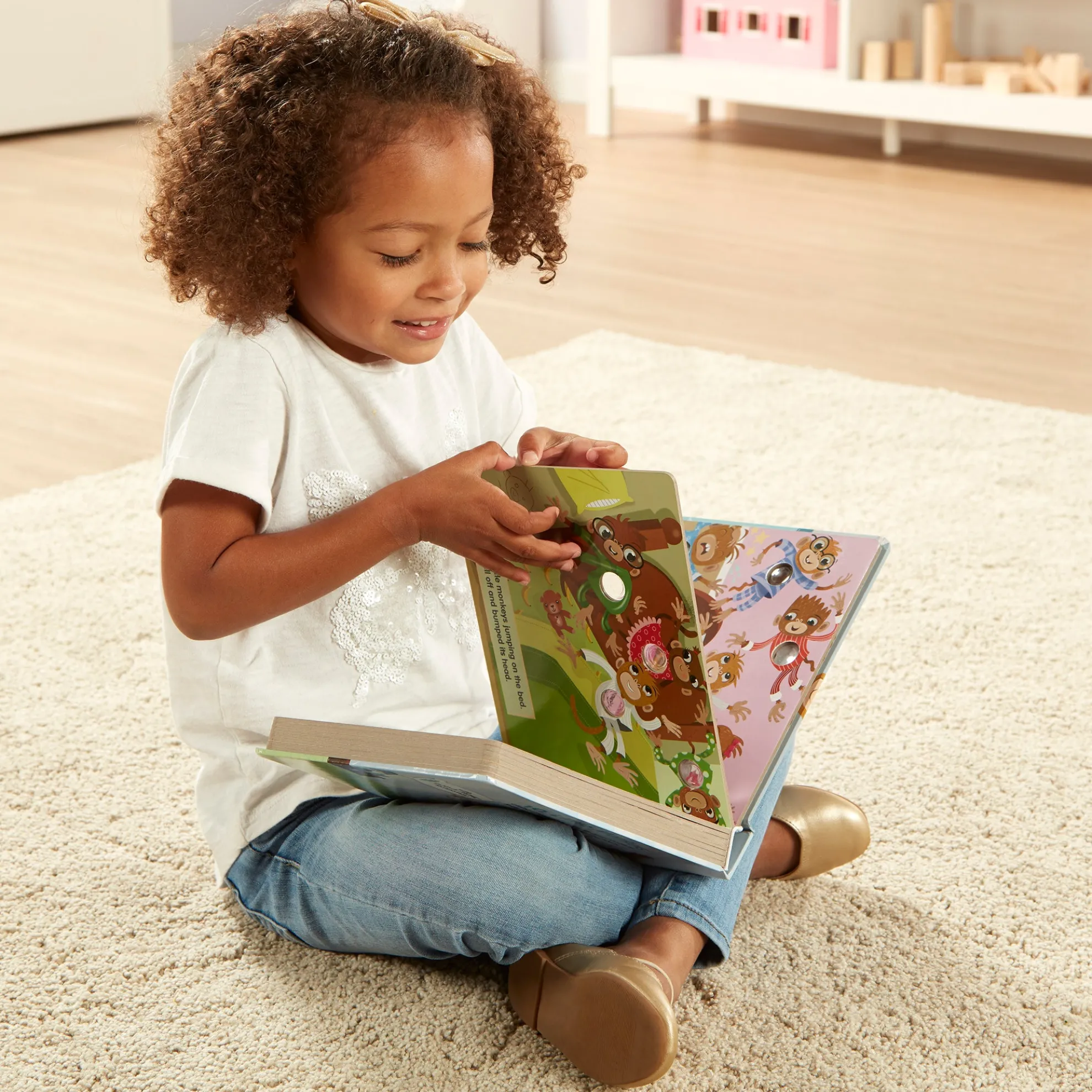 Poke-a-Dot: 10 Little Monkeys Board Book